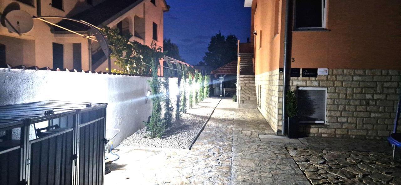 Apartments Jannine Biograd Na Moru Exterior foto